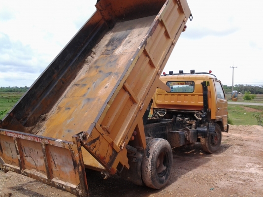 isuzu ดั้ม Npr115 4BD1 เกี่ยสั้นยกหัวได้ เพาเวอร ประกอบ