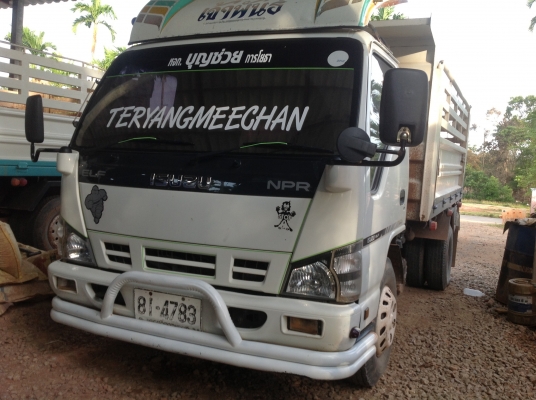 รถ  isuzunpr130.สวยพร้อมใช้  080-1405528