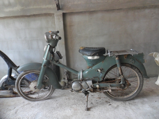 ขายๆๆ c50 ถังแยก ไฟหรี่ 7500 สภาพเดิม รถอยู่นครพนม ส่งได้ทั่วไทย มาเอาเองลดได้ มาก่อนได้ก่อน ขายถูกๆๆ สนใจโทร 0883028553(ป็อบ)