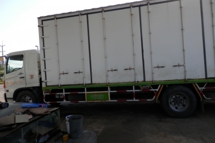 6ล้อช่วงยาว ตู้แห้งประตู10บานยาว7.40มHINO MEGA FG ปี50