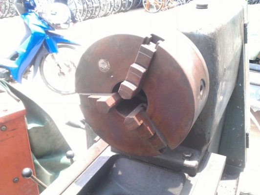 เครื่องกลึง