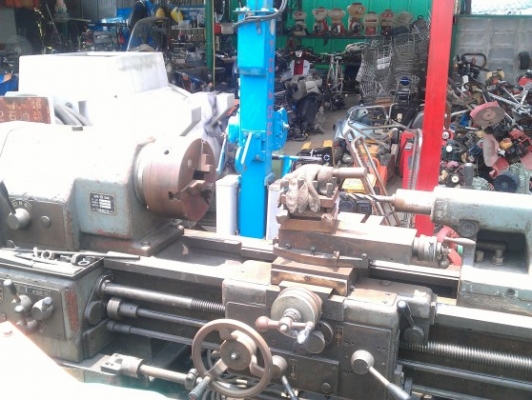 เครื่องกลึง