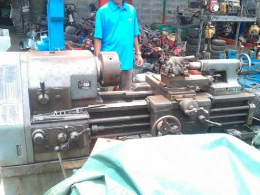 เครื่องกลึง