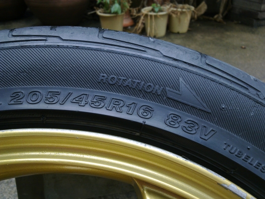 ขายแม็กซ์พร้อมยาง Advan Racing Japan ขอบ 16"