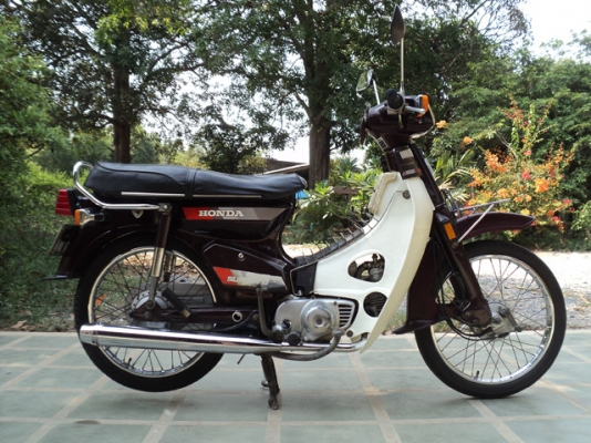 ขาย super 70  รุ่นเบิร์ด สภาพเดิมๆ พร้อมประกวด ทะเบียนพร้อมโอน