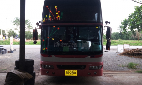 ขายรถทัวร์ ยาว 12 ม  รถพัดลม 550000 บาท รายละเอียด โทร 0860395815