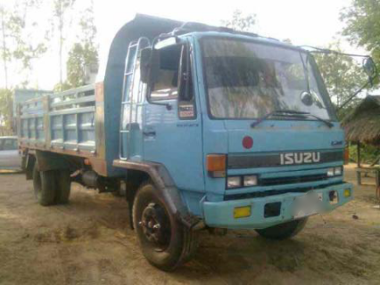 ขายรถหกล้อดั๊มพ์ Isuzu 195 แรง FPR ดั๊มพ์ยาว 5 เมตร ยาง 9.00 รถห้าง ทะเบียนพร้อม