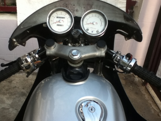 ขายSR400y95 คาเฟ่ ถัง Norton โม่งหน้า อินวอยซ์+สพม. 37,500บาท. ด่วน!/ส่งได้.