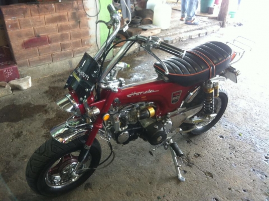 ขายDAXแท้  เครื่อง ไนท์ มี ท.บ สภาพสวย แต่งครบพร้่อมบิน