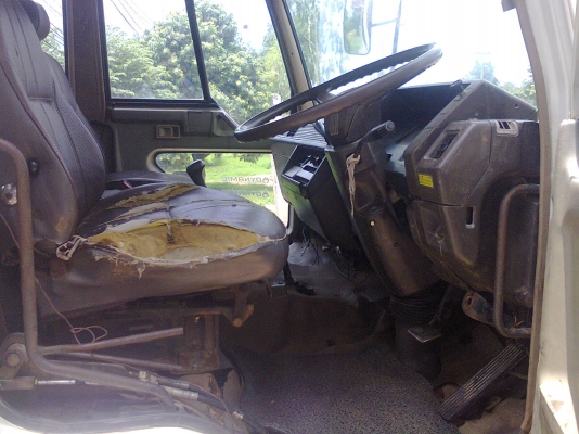 (ลดราคาอีก)ขาย FUSO FK115 ดั้ม  เครื่อง 6D14   165 แรง เครื่องดีนิ่ม แชชซีสวยทั้งเส้นแอร์เย็นครับ