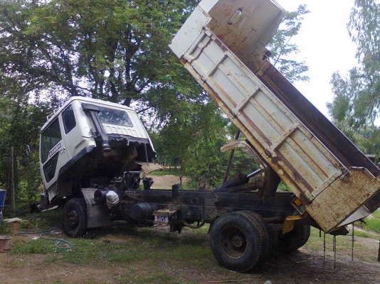 (ลดราคาอีก)ขาย FUSO FK115 ดั้ม  เครื่อง 6D14   165 แรง เครื่องดีนิ่ม แชชซีสวยทั้งเส้นแอร์เย็นครับ