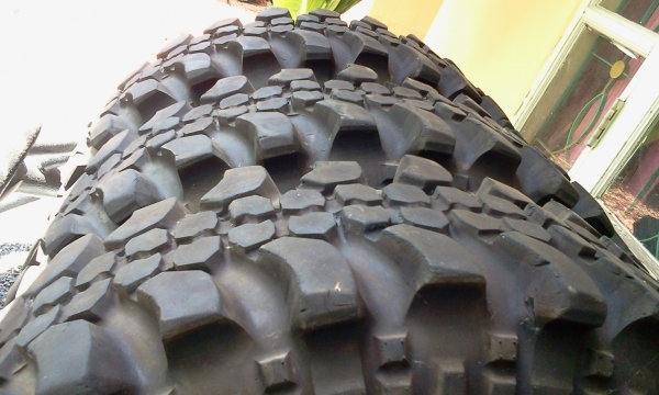 ขายยางตะขาบ35