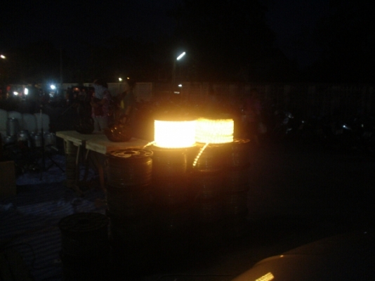 ขออนุญาตพี่เสือและทีมงานครับ///ขายไฟประดับราคาถูกยาว 100 เมตร 1,200บาท