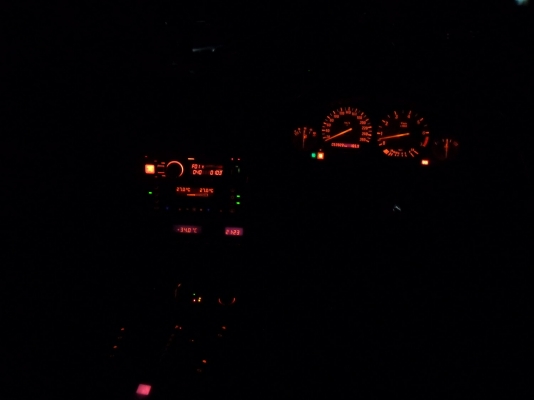 เครื่องใหม่ M43ตัวใหม่ แม็ก18 แก๊สหัวฉีด ถังโดนัส เลขทะเบียนตรงรุ่น ภายในปี97ไฟหน้าโปรเจคเตอร์+ซีนอลแอร์ดิจิตอล ก.ไฟฟ้า4บาน