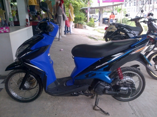 ขาย!มีโอ125cc ใช้น้อยหลักพันโล ปี55 รถเครื่องเดิมแน่นๆ พร้อมใช้ ทะเบียน+เอกสารโอน ภาษีไม่หมด 088-2197709