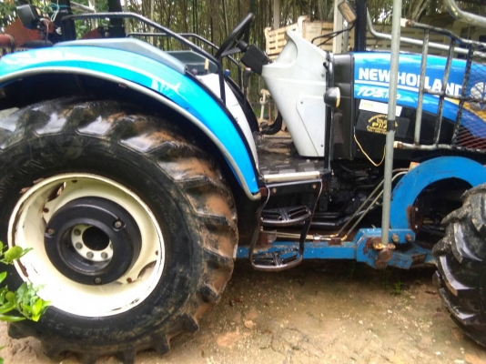 ์์NEWHOLLAND TD100ปี57 ไมล์4114ชม.มีใบมีด7จานเอกสารเล่มทะเบียน