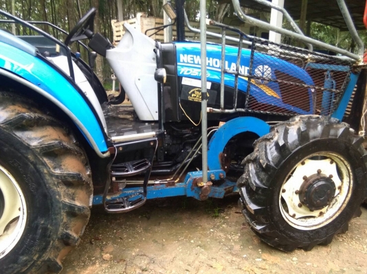 ์์NEWHOLLAND TD100ปี57 ไมล์4114ชม.มีใบมีด7จานเอกสารเล่มทะเบียน
