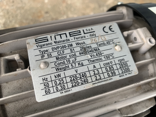 ขายปั๊มแวคคั่มสุญญากาศ DVP 1/3HP.(0.25Kw) 220V Made in Italy ไฟบ้าน สภาพสวยใหม่มาก(หายากครับ) พร้อมชุดวาล์วคอนโทรล 2ตัวครับ หมุนนิ่ม ดูดแรง พร้อมใช้งาน ราคา 4,600 บาท