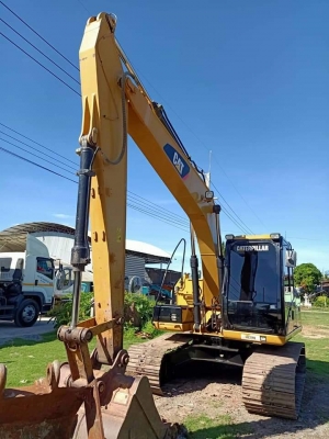 ขายCATERPILLAR. 312D. ทู  มือ 2 เมโทร  สภาพสวยมากๆๆ  แห้ง...ไม่มีผุ...พร้อมใช้  โทร 089-3818694จ๊อย