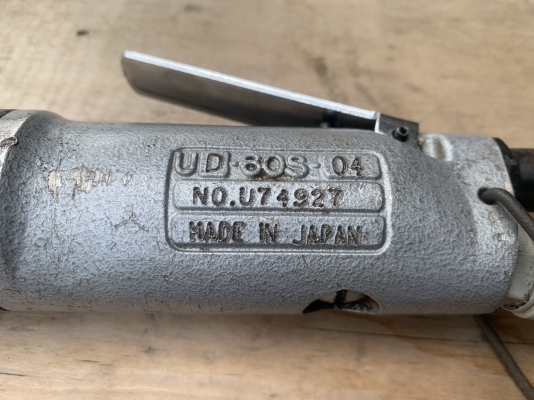 ขายสว่านลม URYU รุ่น UD-60S Air Drills made in Japan สภาพสวยใหม่มาก หมุนนิ่ม พร้อมใช้งาน ขายสว่านลม URYU รุ่น UD-60S Air Drills made in Japan สภาพสวยใหม่มาก หมุนนิ่ม พร้อมใช้งาน