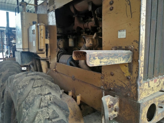 ขายรถเกรด KOMATSU GD600 R-1