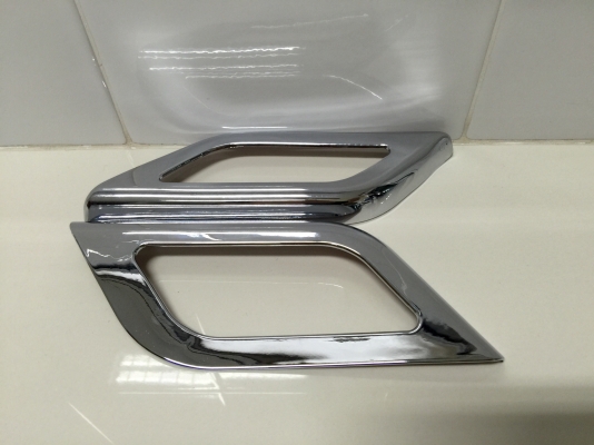 ขายครอบมือปิดประตูโครเมี่ยมรถ TOYOTA รุ่น ALPHARD ปี08 ขายครอบมือปิดประตูโครเมี่ยมรถ TOYOTA รุ่น ALPHARD ปี08