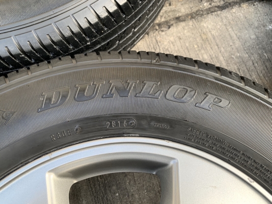 ล้อแม็ก Toyota Vigo Champ ขอบ 16 พร้อมยาง 215-65-16 Dunlop ปี 16