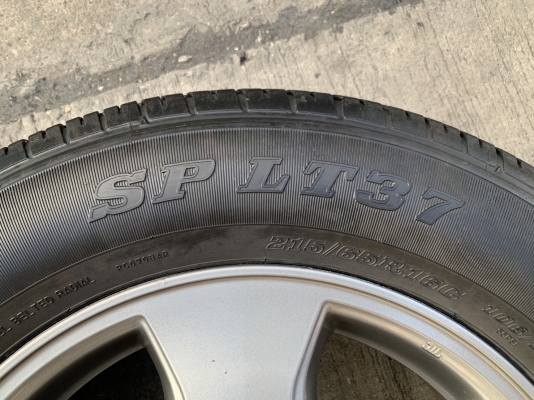 ล้อแม็ก Toyota Vigo Champ ขอบ 16 พร้อมยาง 215-65-16 Dunlop ปี 16