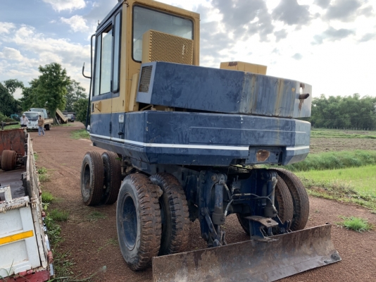 แมคโครล้อยาง  komatsu PW60-3 เก่านอก เอกสารซื้อขาย