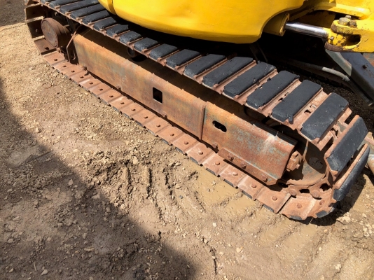 ขายรถขุด นำเข้า Komatsu PC30MR-2 ไลน์หัวเจาะ พร้อมใช้งาน โทร 081-8581834 แบงค์