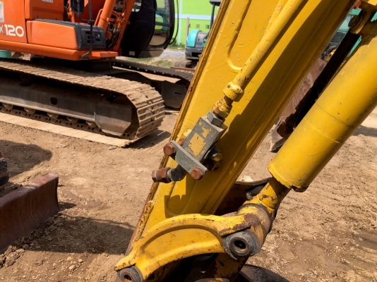 ขายรถขุด นำเข้า Komatsu PC30MR-2 ไลน์หัวเจาะ พร้อมใช้งาน โทร 081-8581834 แบงค์
