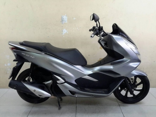 All NEW Honda PCX LED idlingstop ิombibrake Romote keyless โฉมใหม่ล่าสุด 2856 กม. เอกสารพร้อมโอน