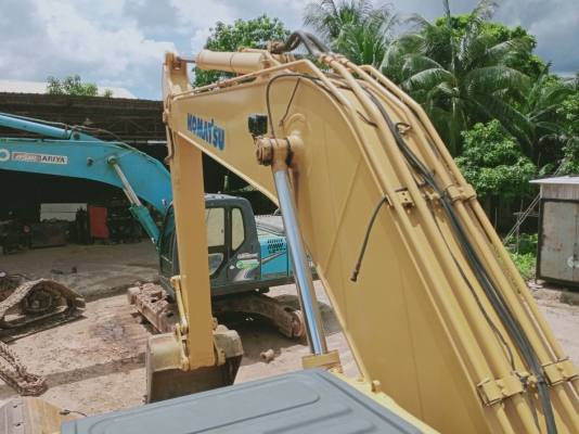 มีVDO KOMATSU PC200-7 ปี2012 ไมล์14400ชม.เอกสารเล่มทะเบียนสภาพสวย มีVDO KOMATSU PC200-7 ปี2012 ไมล์14400ชม.เอกสารเล่มทะเบียนสภาพสวย