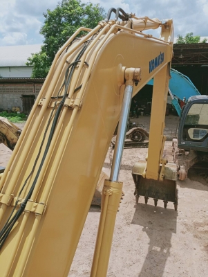 มีVDO KOMATSU PC200-7 ปี2012 ไมล์14400ชม.เอกสารเล่มทะเบียนสภาพสวย มีVDO KOMATSU PC200-7 ปี2012 ไมล์14400ชม.เอกสารเล่มทะเบียนสภาพสวย