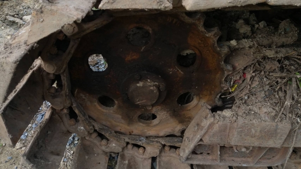 รถแทรคเตอร์ Komatsu D20P-5 สไลด์ 5 ทิศทาง พร้อมใช้งาน เอกสารซื้อขาย