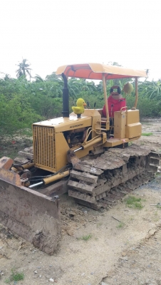 รถแทรคเตอร์ Komatsu D20P-5 สไลด์ 5 ทิศทาง พร้อมใช้งาน เอกสารซื้อขาย