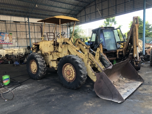 ขายคับ รถตักCAT 910