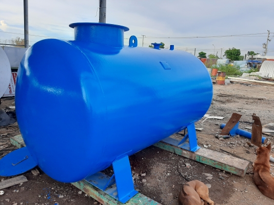 ถังน้ำมัน ถังน้ำ มือสอง 2500 ลิตร เหล็กหนา ทรงสวย สนใจทักมาได้ค่ะ
