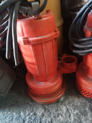 ขาย!! ไดโว่สูบน้ำ.ขนาด2&quot;ของญี่ปุ่น.ไฟ220v.พร้อมใช้งาน