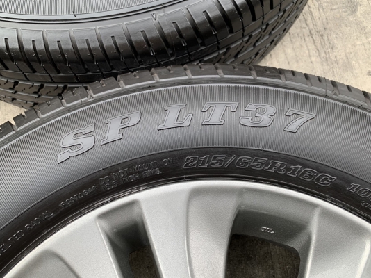 ล้อแม็ก Toyota Revo ขอบ 16 สีเทา พร้อมยางใหม่ป้ายแดง 215-65-16 Dunlop ปลายปี 19 สวยกริ๊บๆ