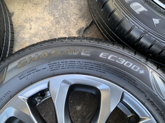 ล้อแม็ก Mazda 2 Skyativ ขอบ 15 สีดำ มิดไนท์ พร้อมยางน้องๆป้ายแดง 185-65-15 Dunlop ปี 19 สภาพสวย