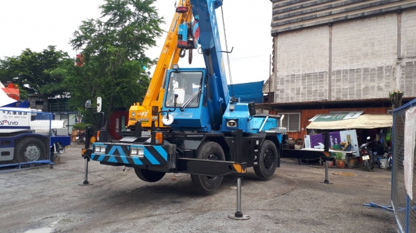 ขาย เครน 8ตัน TADANO TR-80M-1 ราคา 760,000 บาท ขาย เครน 8ตัน TADANO TR-80M-1 ราคา 760,000 บาท