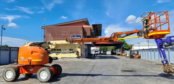 ขายด่วน295,000บาทรถกะเช้าJLG4&times;4HLขับเคลื่อน4ล้อเลี้ยวซ้ายขวารถหมุนได้รอบตัวกะเช้าก็หมุนได้ยก2ระดับยกสุง14เมตรเครื่องดีเซล3สูบสตาร์เครื่องดับเครื่องข้างบนข้างล่างได้แรงดีประหยัดน้ำมันแถมใช้ระบบไฟฟ้าสำรองทำงานก็ได้สุดยอดไปเลยได้2ระบบเลยเป็นรถนอกเพื่งน