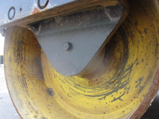 BOMAG BW61YS รถบดเดินตาม 1 ตัน นำเข้าจากญี่ปุ่น
