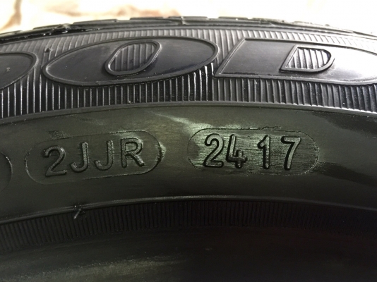 ขายยางรถยนต์ GOODYEAR ซีรี่ย์ 185-55R16 ปี 2017