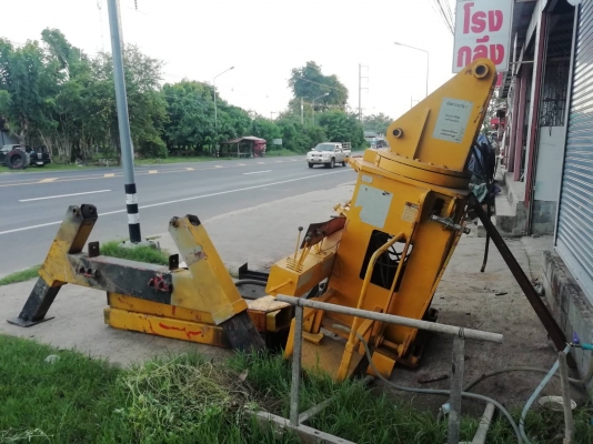 เครน 8ตันสภาพดี
