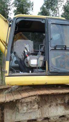 ขายรถแบคโฮ KOMATSU PC200-8 MO