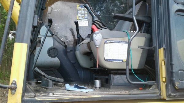 ขายรถแบคโฮ KOMATSU PC200-8 MO