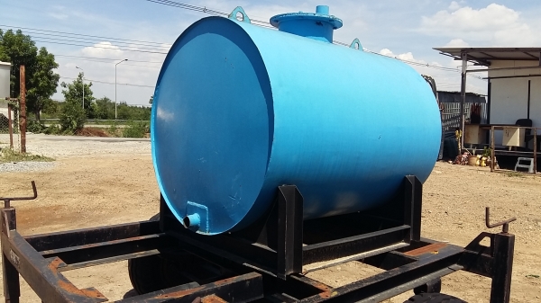 ถังน้ำมัน ถังน้ำ มือสอง มีหลายขนาดให้เลือกคะ เหล็กหนา สวยไม่มีบุบคะ สนใจทักมาคะ 0898147679คะ