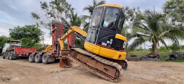 สวยกว่านี้...ก็นางฟ้า แล้วแหละคะ!! รถขุดCATERPILLAR 304CR มีเก๋ง/มีประตู/มีแอร์ (การทำงานเพียง 3,xxx ชั่วโมงเท่านั้น!!)